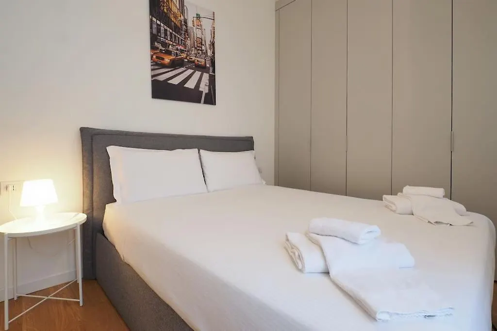 Bilocale Sant'Agostino - Mirable Pm Apartment Milan