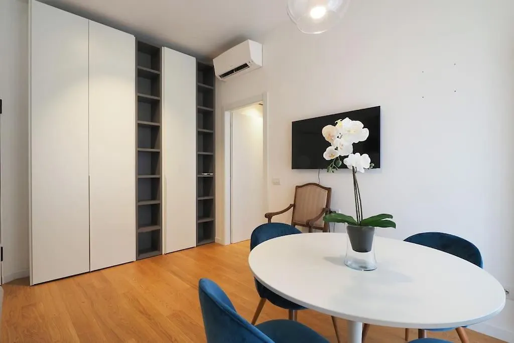 Bilocale Sant'Agostino - Mirable Pm Apartment Milan Italy